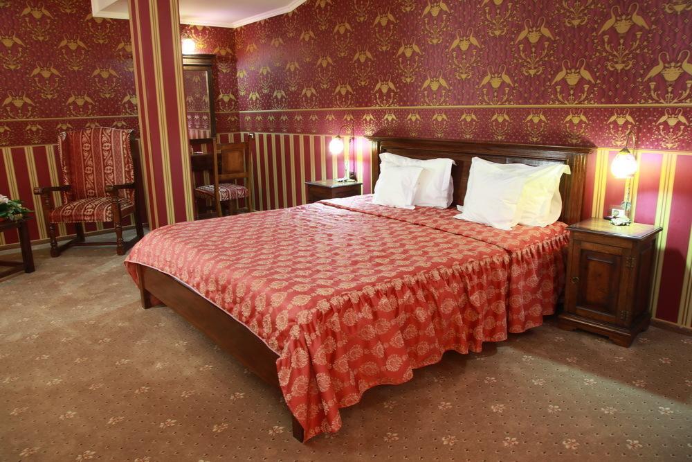 Hotel Majestic Iasi Zimmer foto