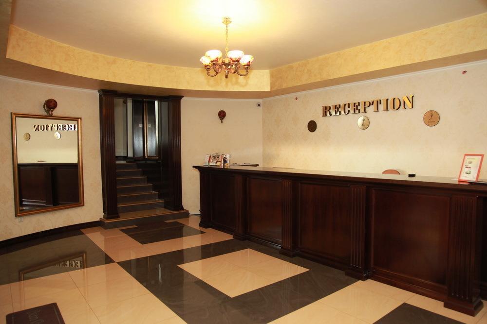 Hotel Majestic Iasi Exterior foto