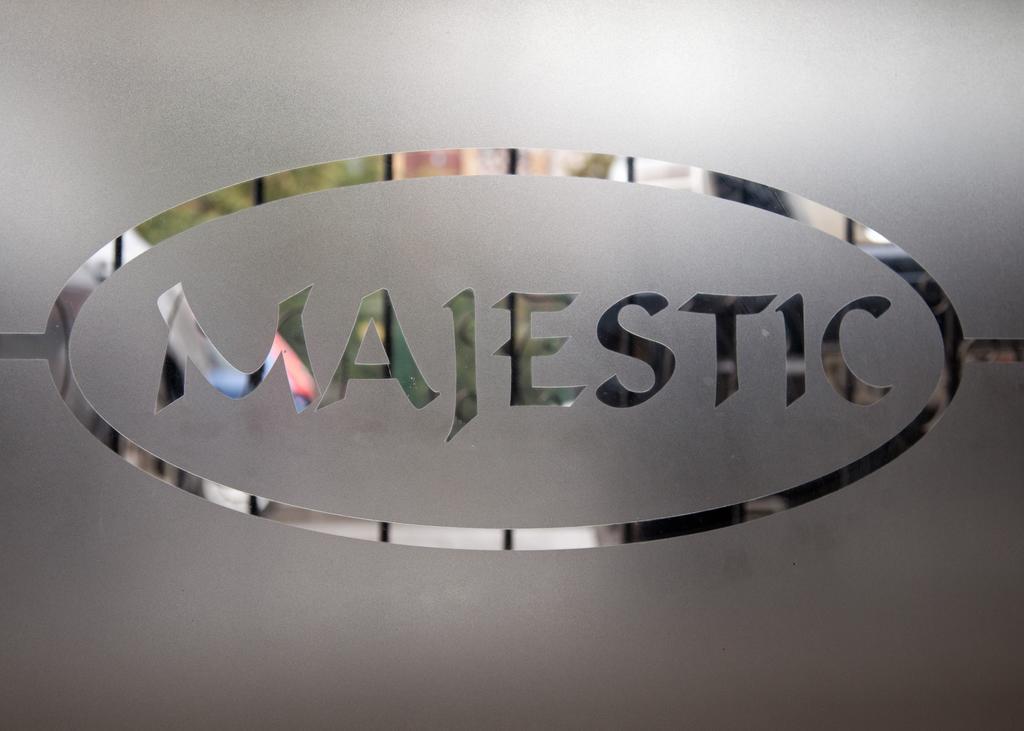 Hotel Majestic Iasi Exterior foto